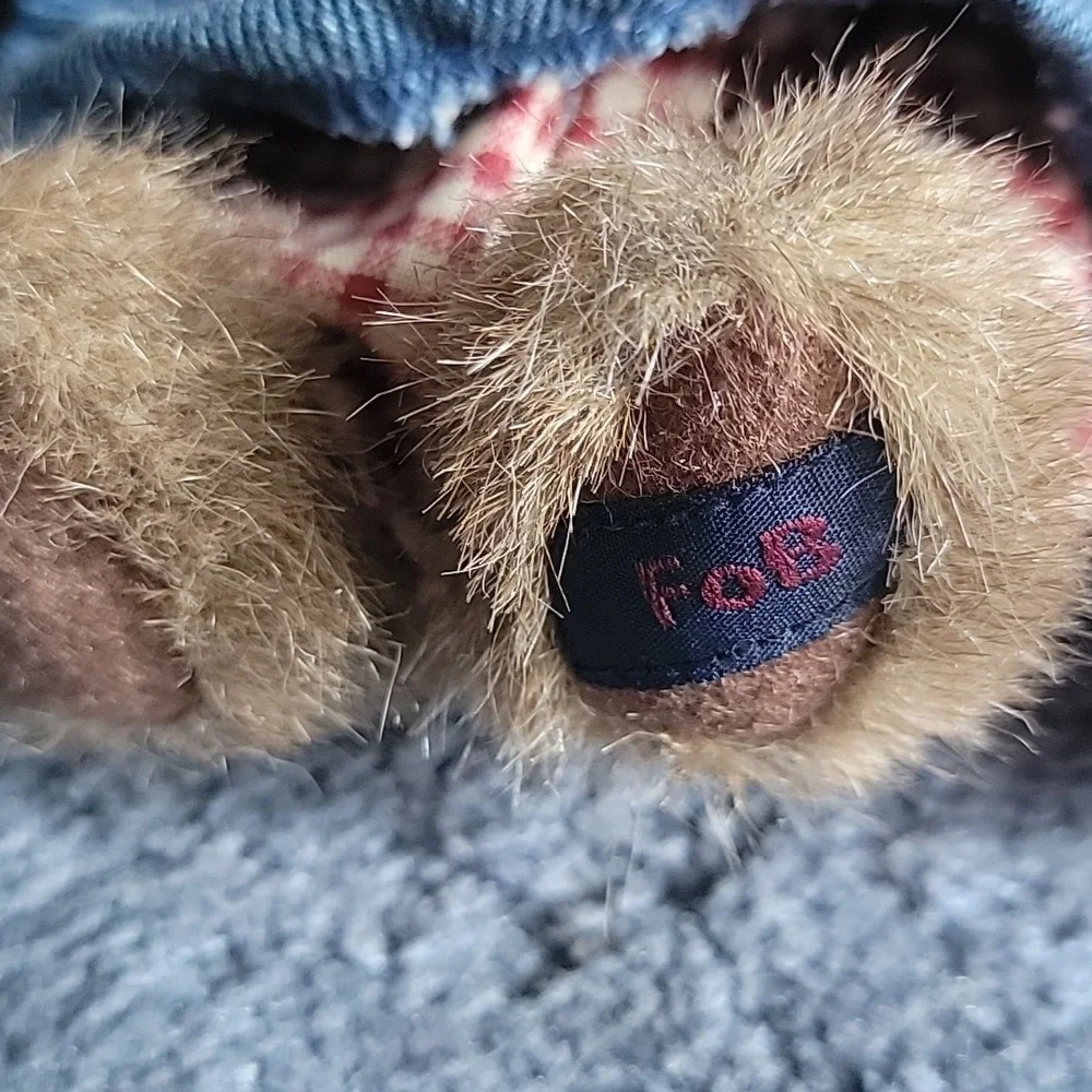 Boyds Bears & Friends stuffed Morgan B. Berriweather and blanket. Like new.